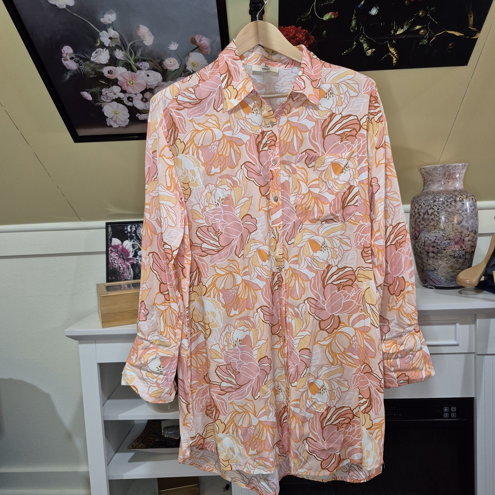 Entro Floral Blouse in Pink and Orange